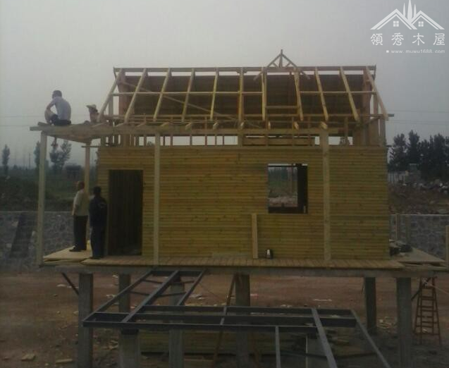 汕尾東村客戶在自己魚塘搭建的水上木屋(圖4)