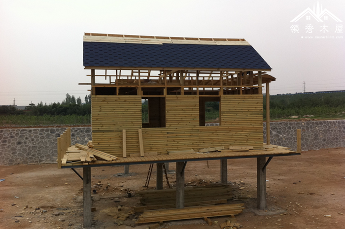 汕尾東村客戶在自己魚塘搭建的水上木屋(圖5)