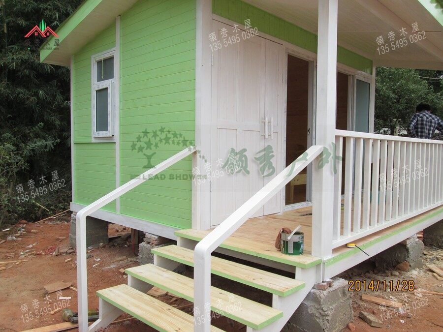 惠州客戶搭建簡單實用的居住小木屋(圖2)