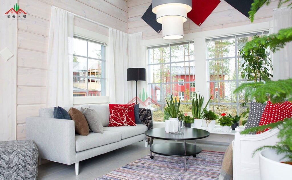 紅色兩層重型木屋木別墅