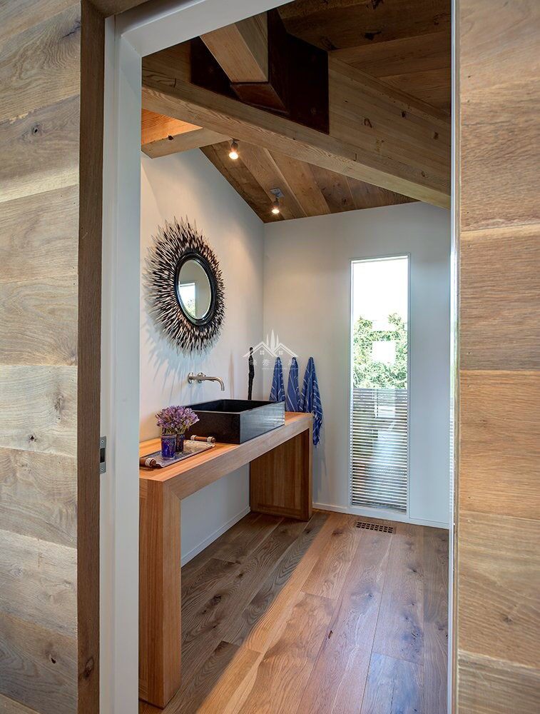 雙層大露臺大落地窗通透現代木屋別墅