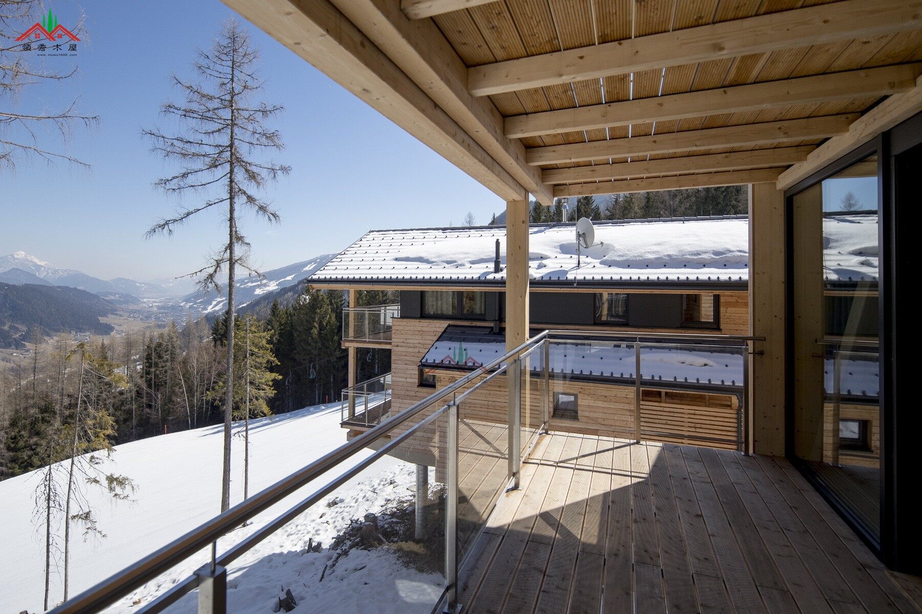 出口奧地利山坡上的度假木屋酒店別墅