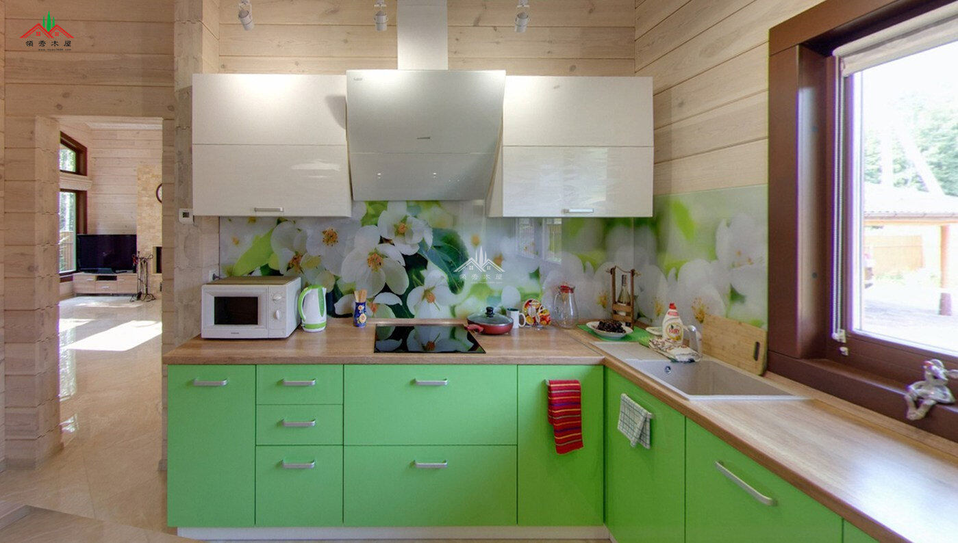 99個(gè)平方重型木屋