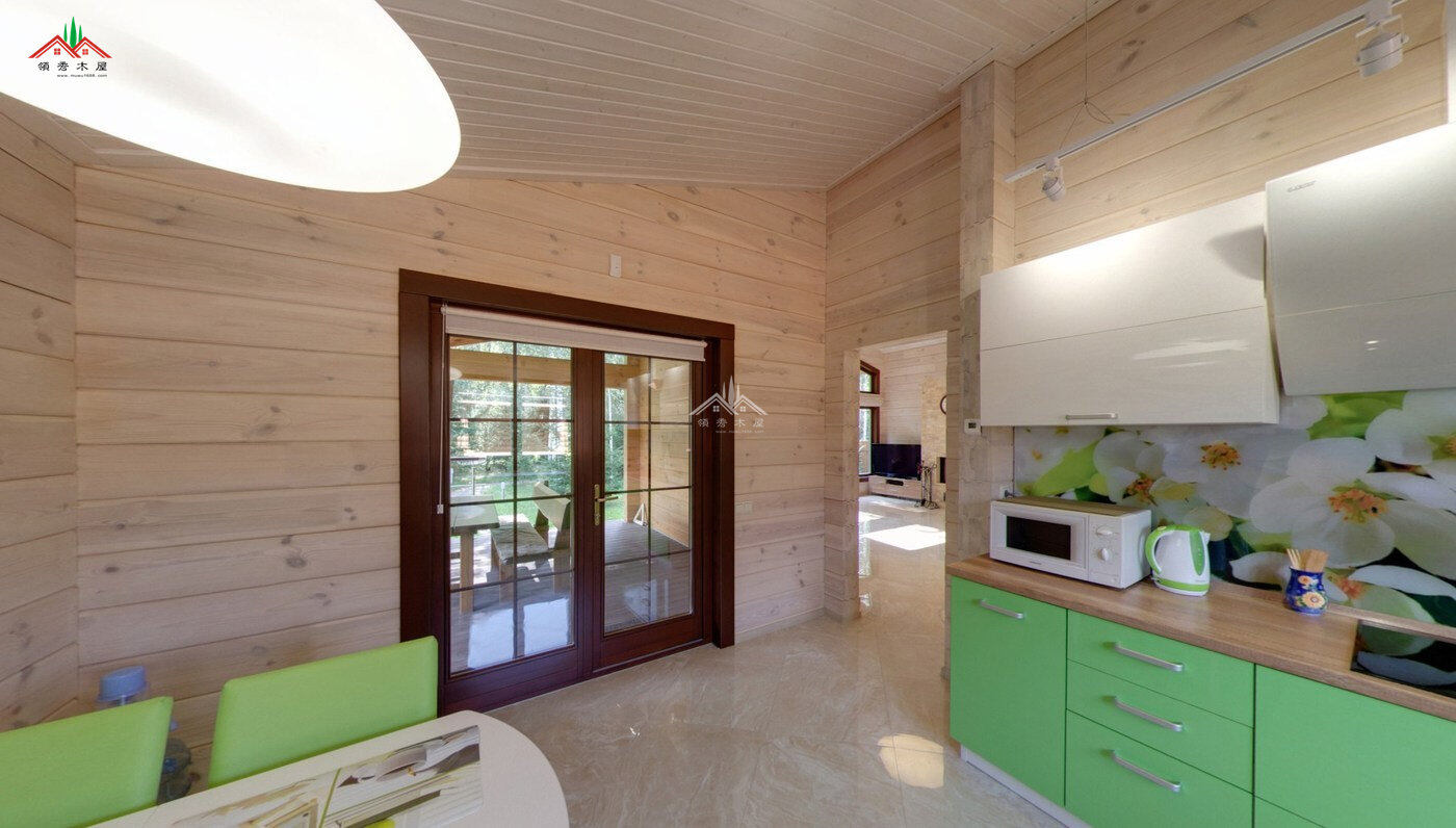 99個(gè)平方重型木屋