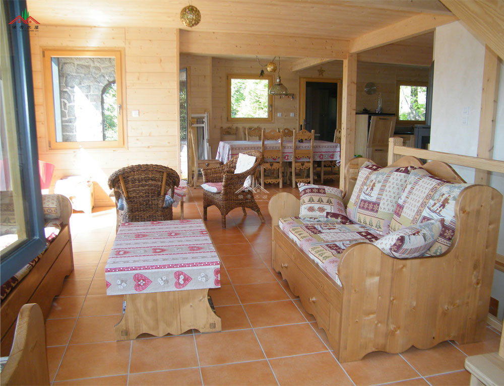 磚混結(jié)構(gòu)木屋