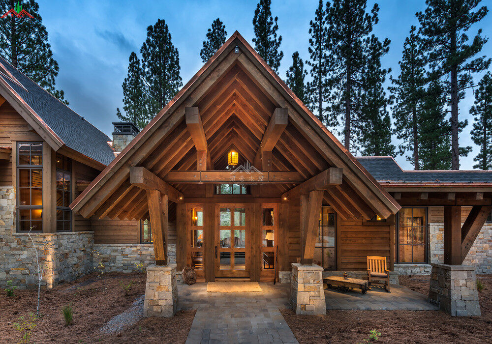 花旗松梁柱木別墅