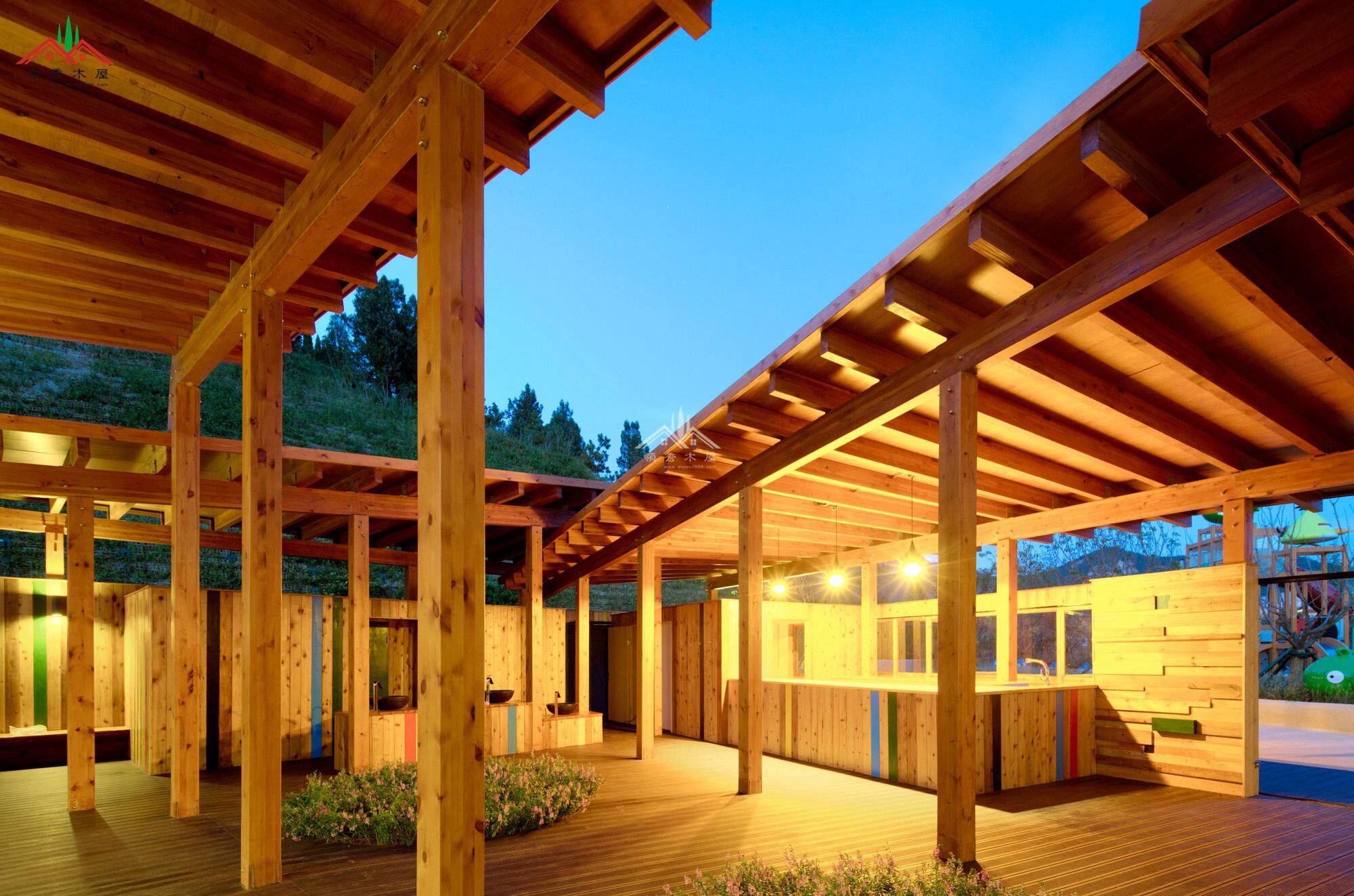 花旗松公共休息區(qū)