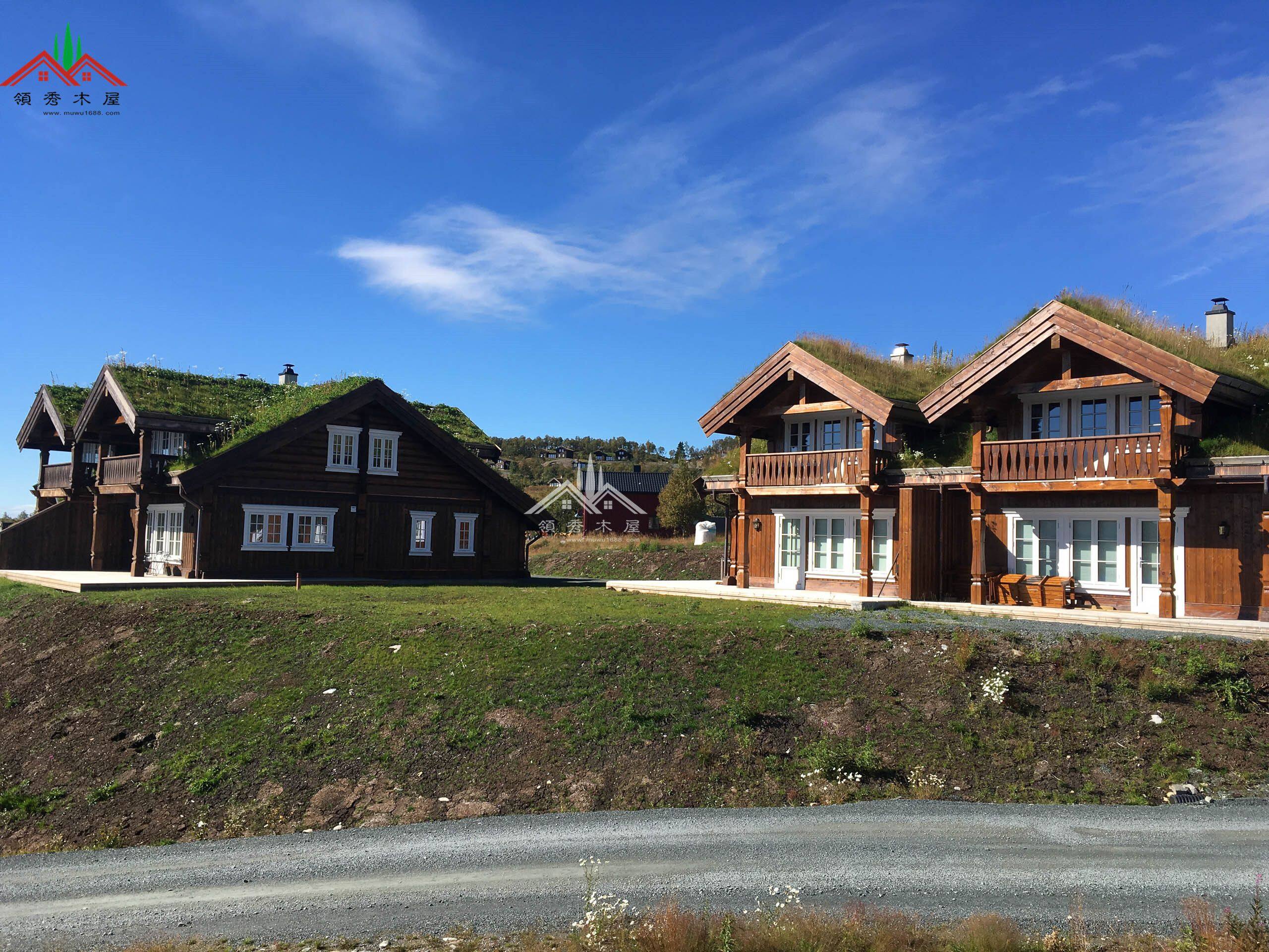 屋頂可以長(zhǎng)綠色植物的重型木刻楞木屋別墅