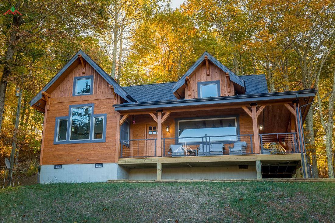 梁柱型雙層木屋別墅