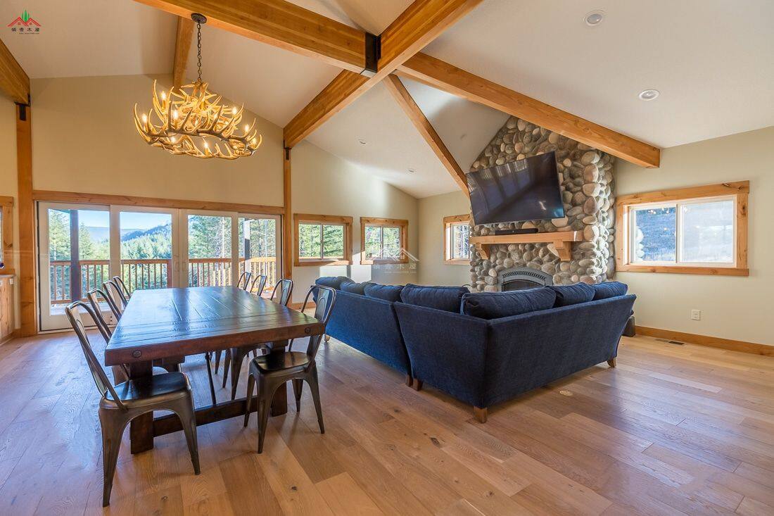 谷倉風格梁柱型木屋別墅