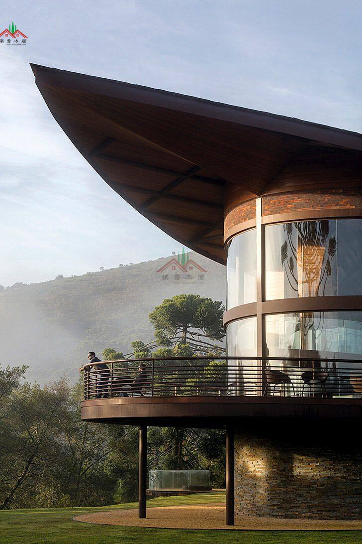 現(xiàn)代風格木屋
