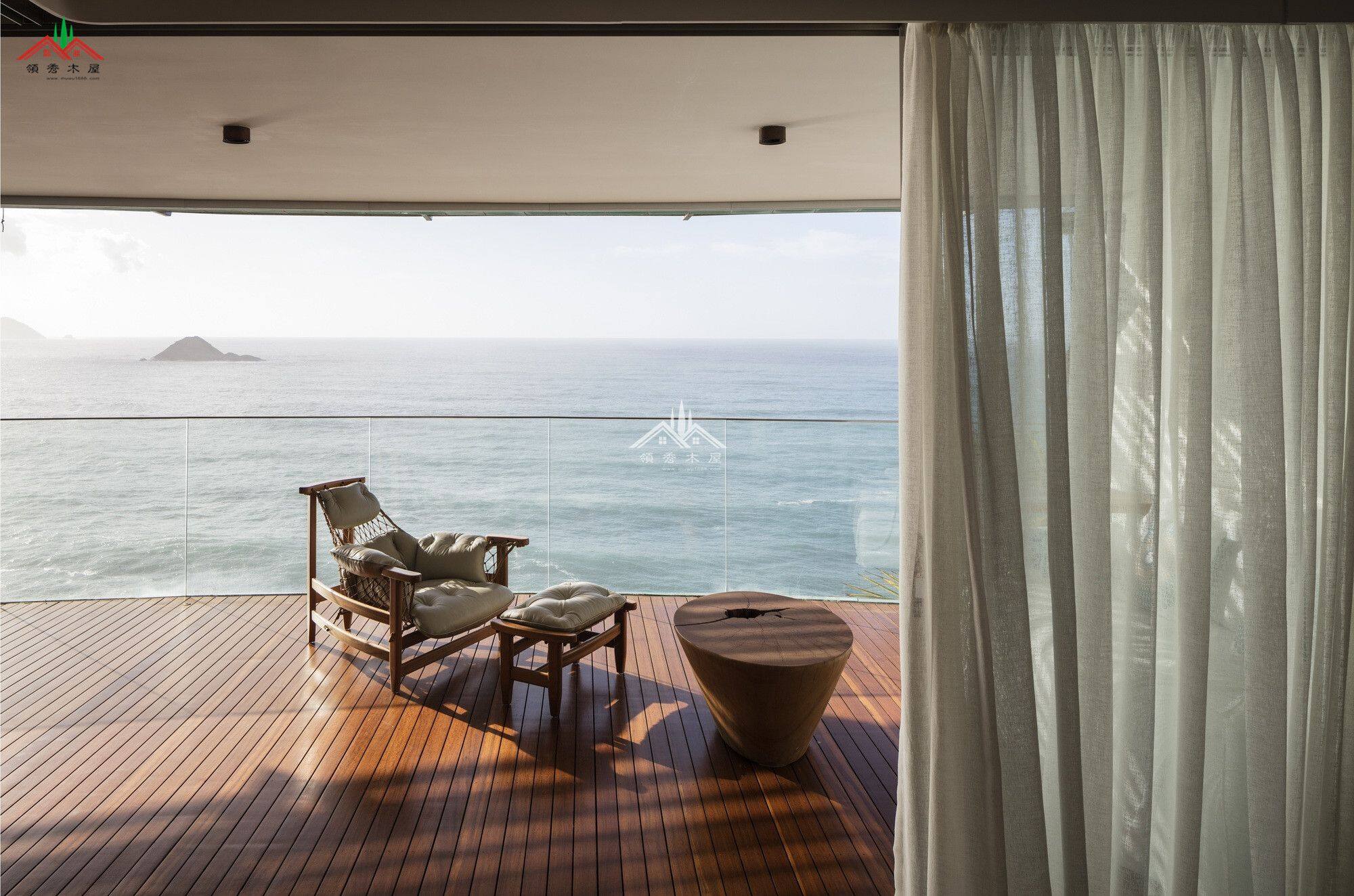 弧形膠合梁木屋