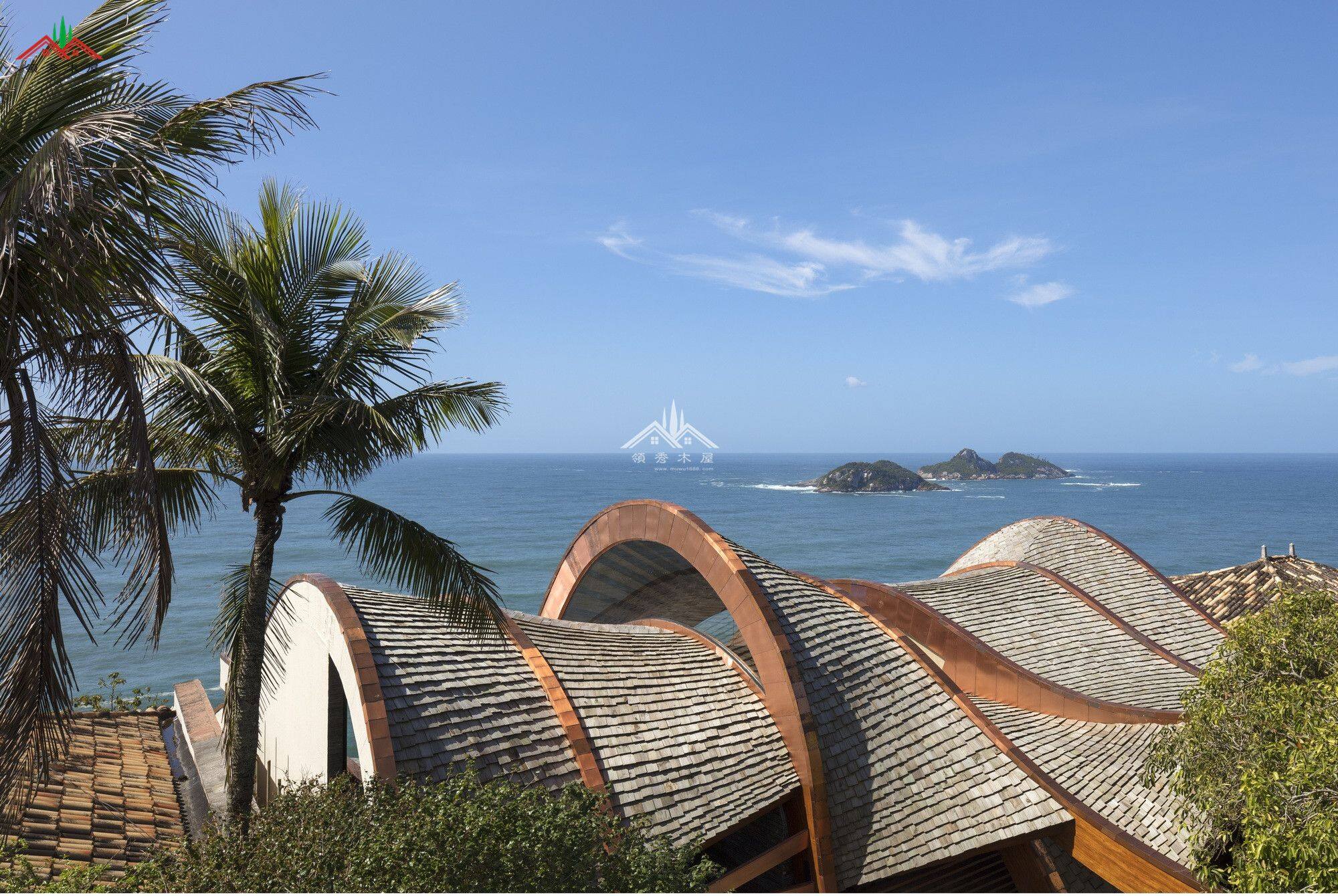 弧形膠合梁木屋