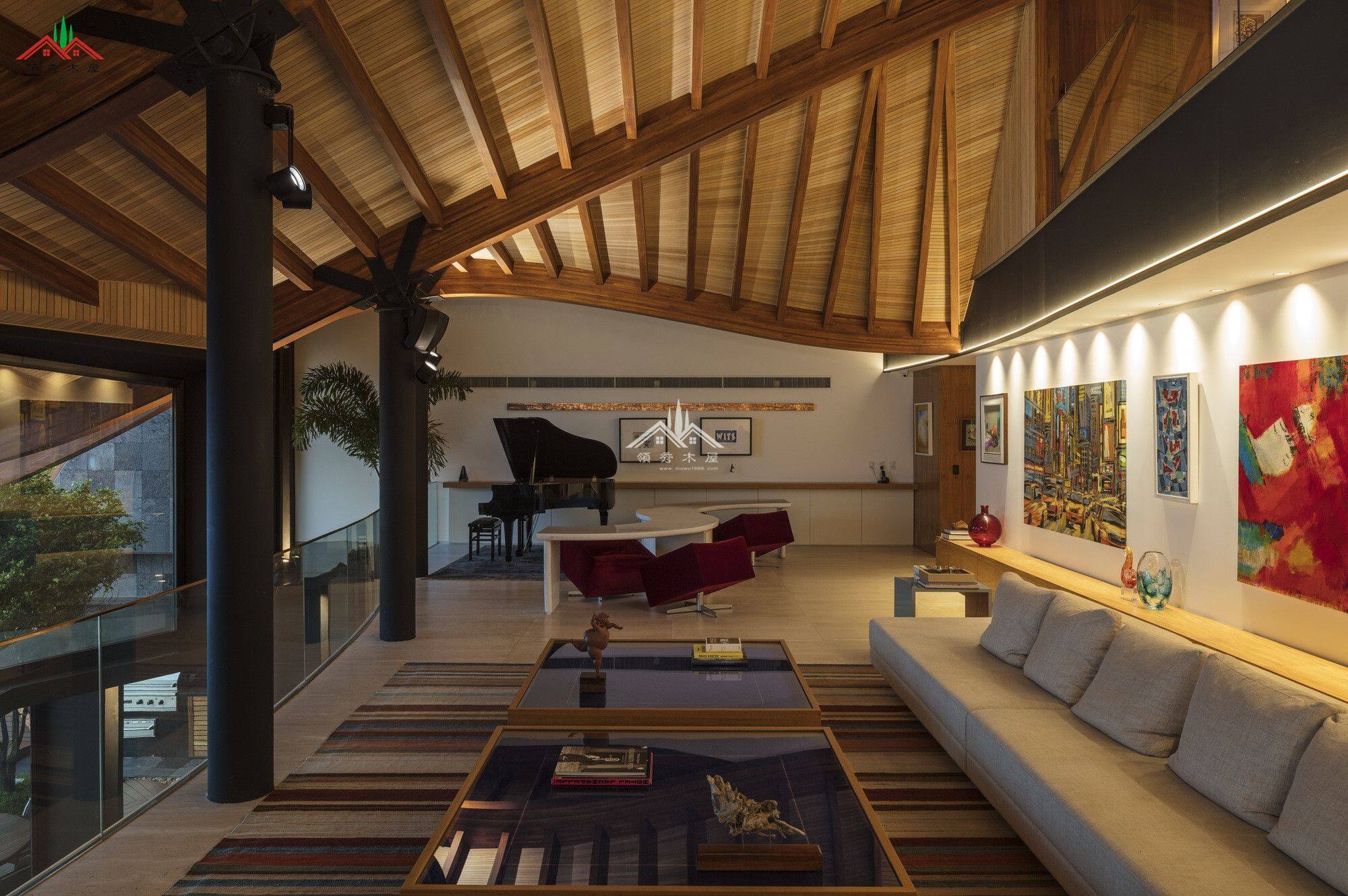 弧形膠合梁木屋