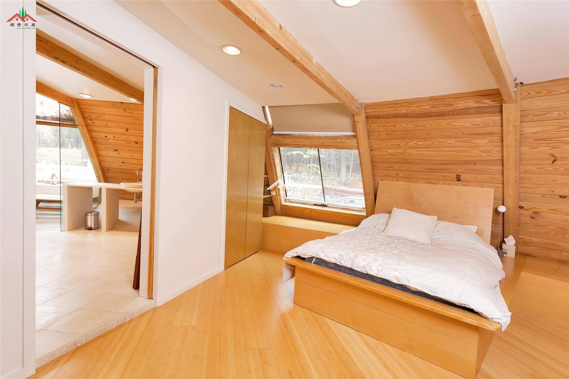 飛碟形狀的度假小木屋