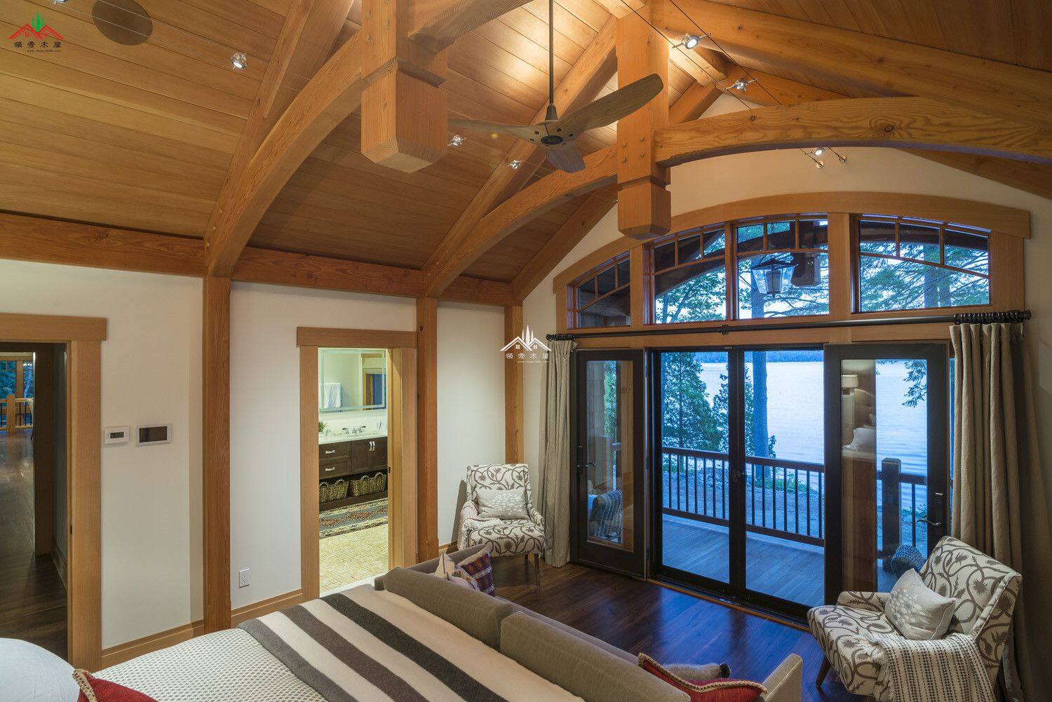 山西梁柱木別墅