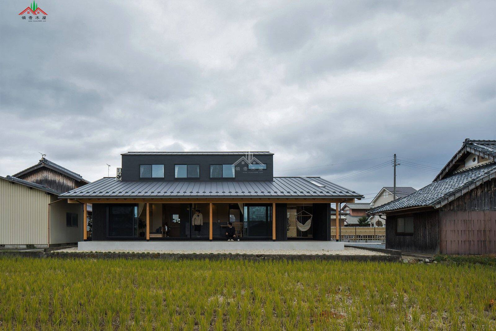 日式風(fēng)格鄉(xiāng)下木結(jié)構(gòu)民宿酒店