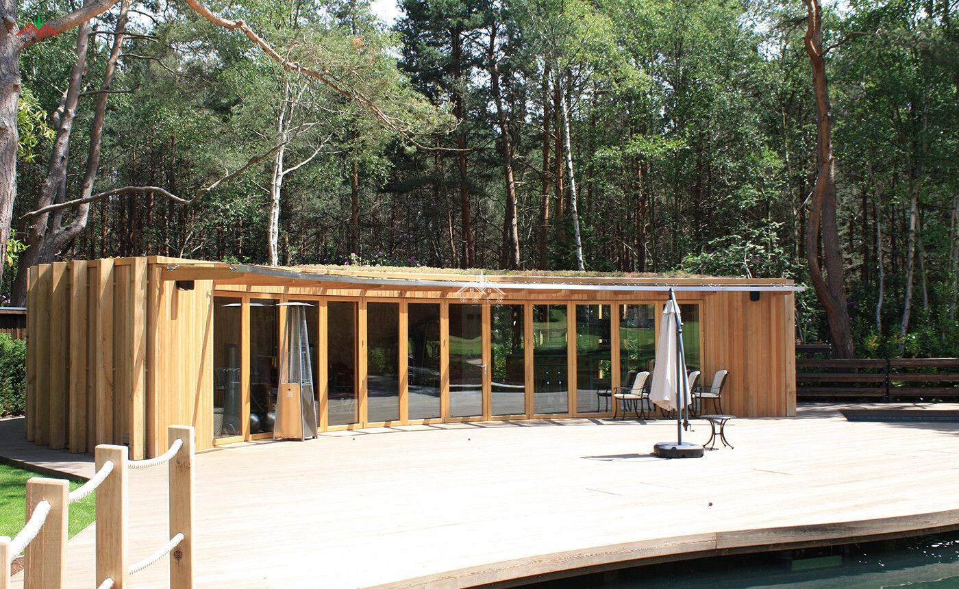 弧形木結(jié)構(gòu)健身房