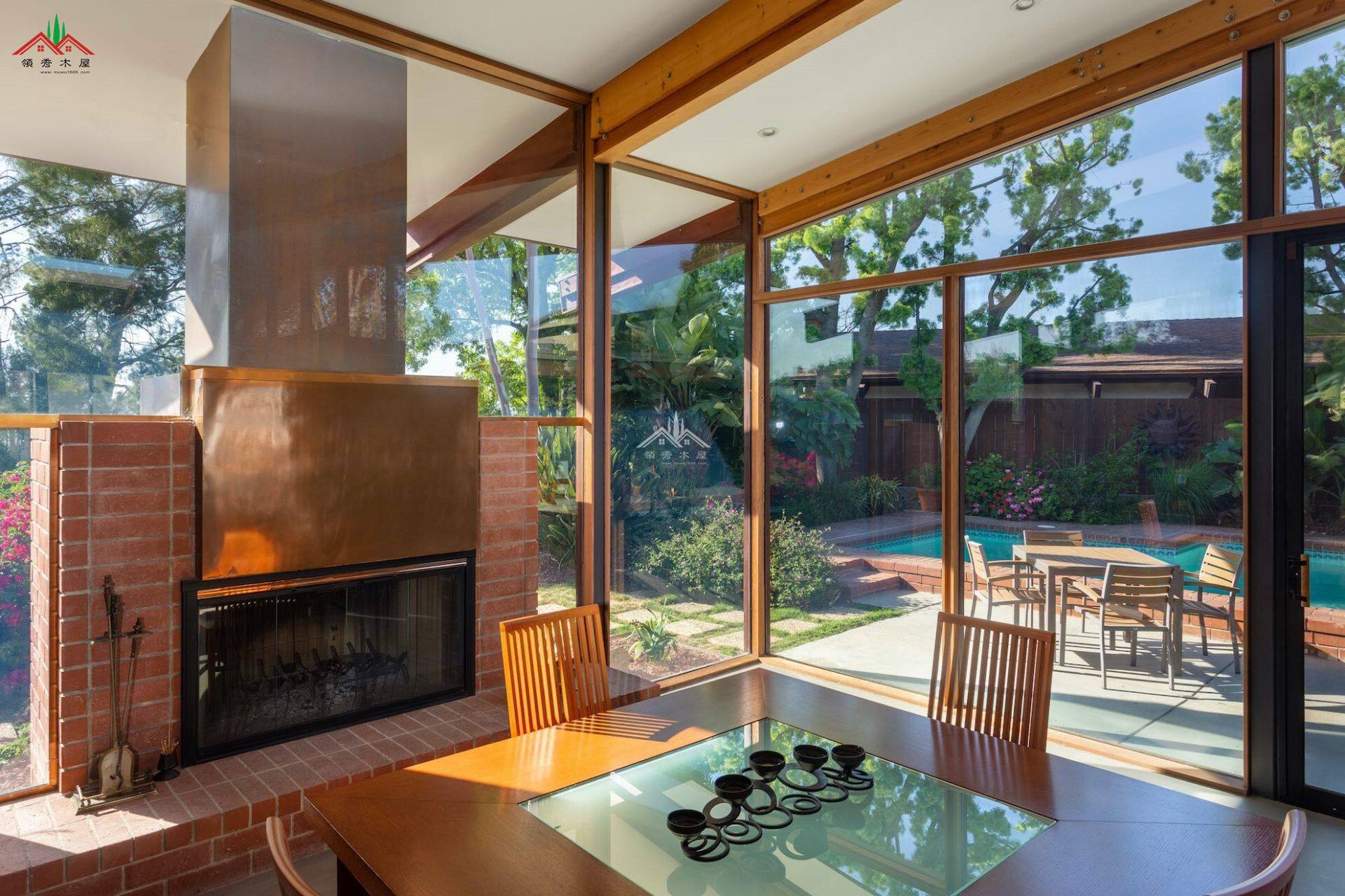 現(xiàn)代風(fēng)格木屋