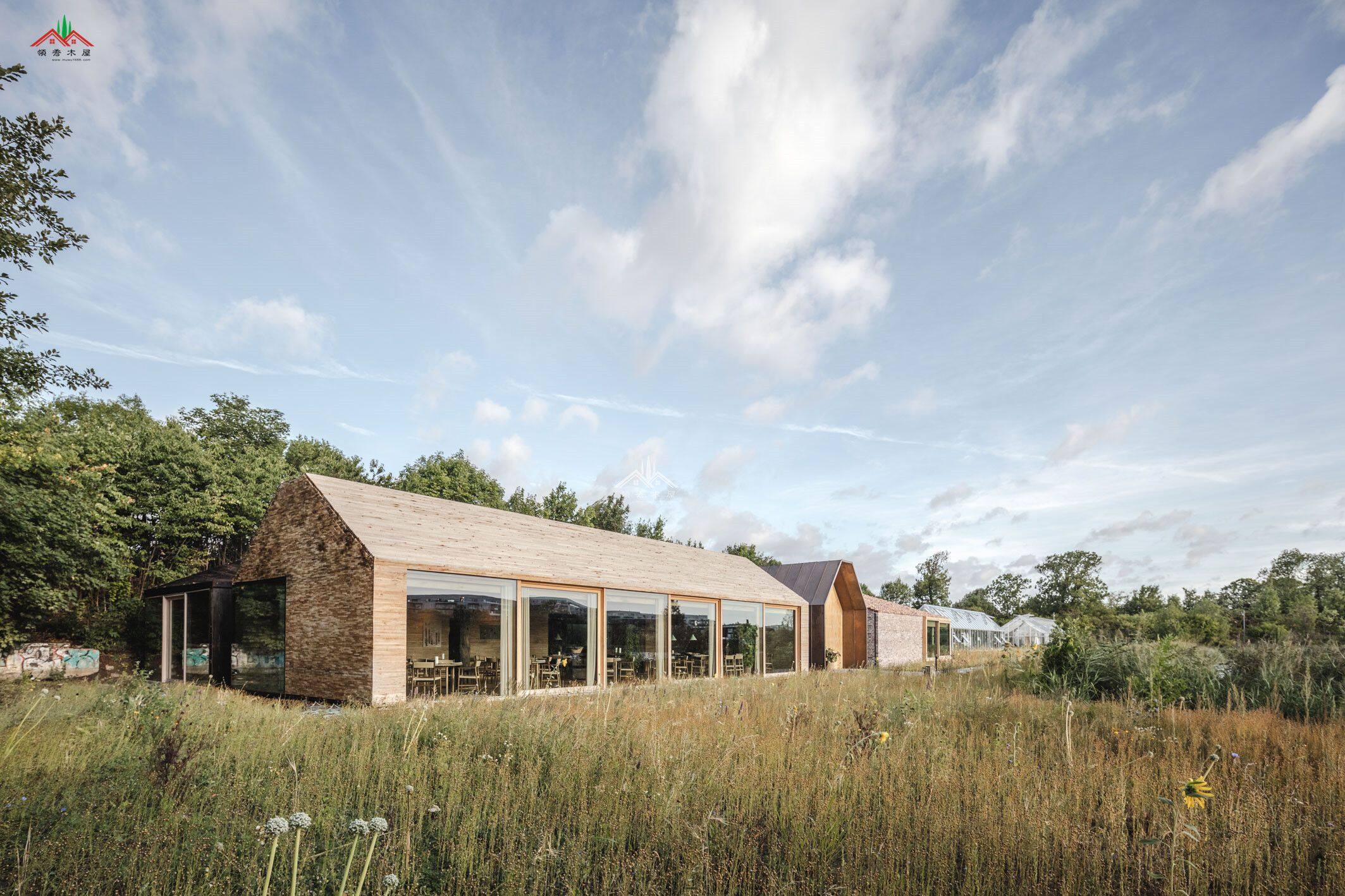 農場木結構餐廳裝飾案例