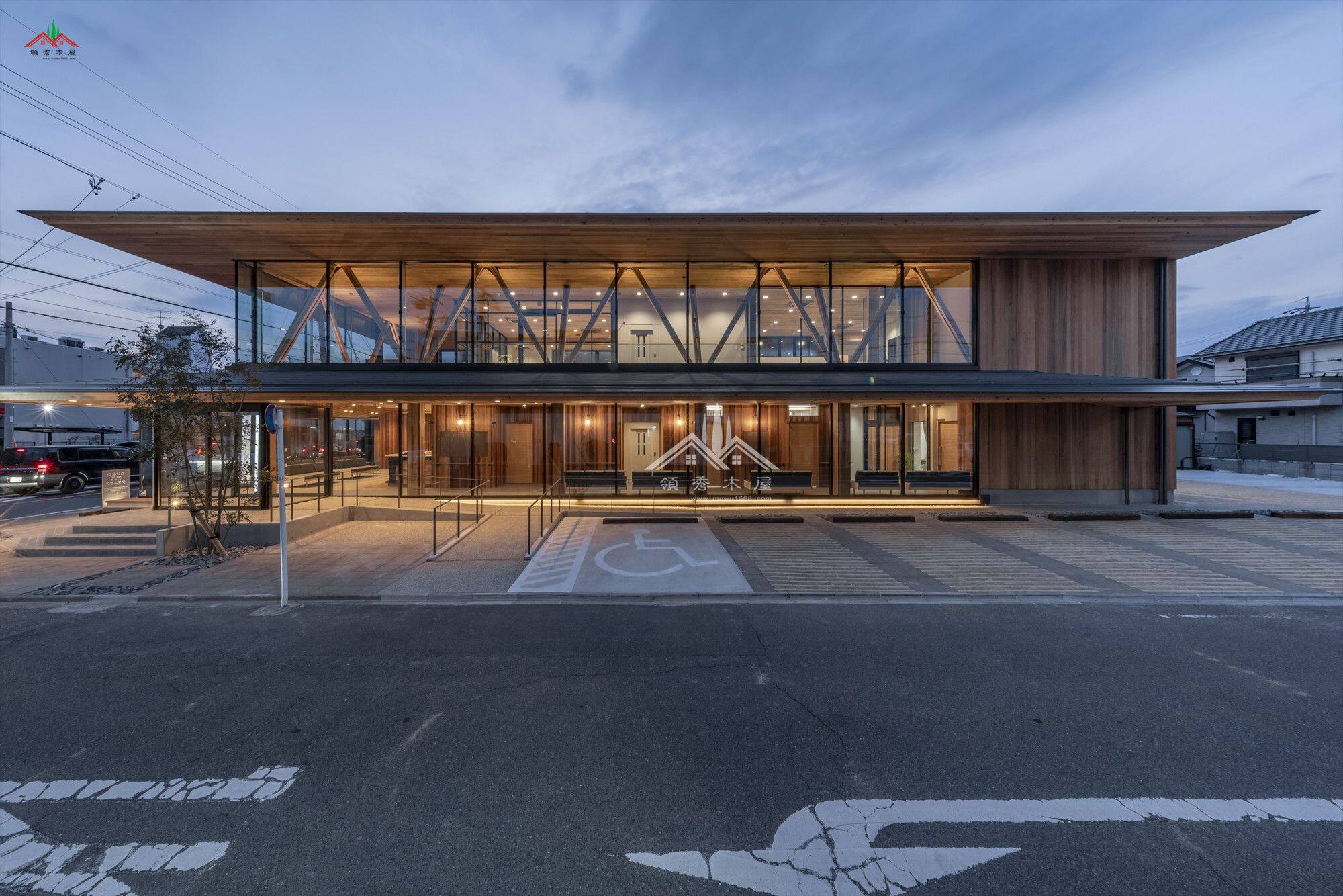 木結(jié)構(gòu)診所