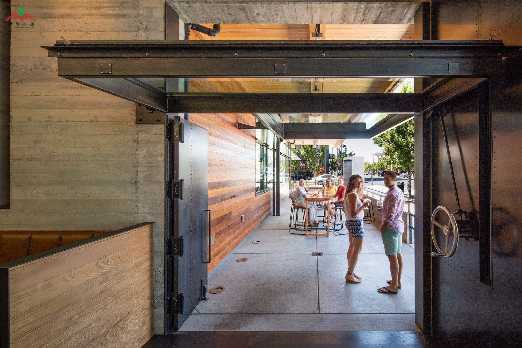 鋼木混合餐廳木屋