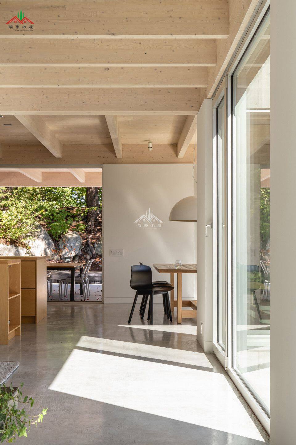 特色現(xiàn)代木屋