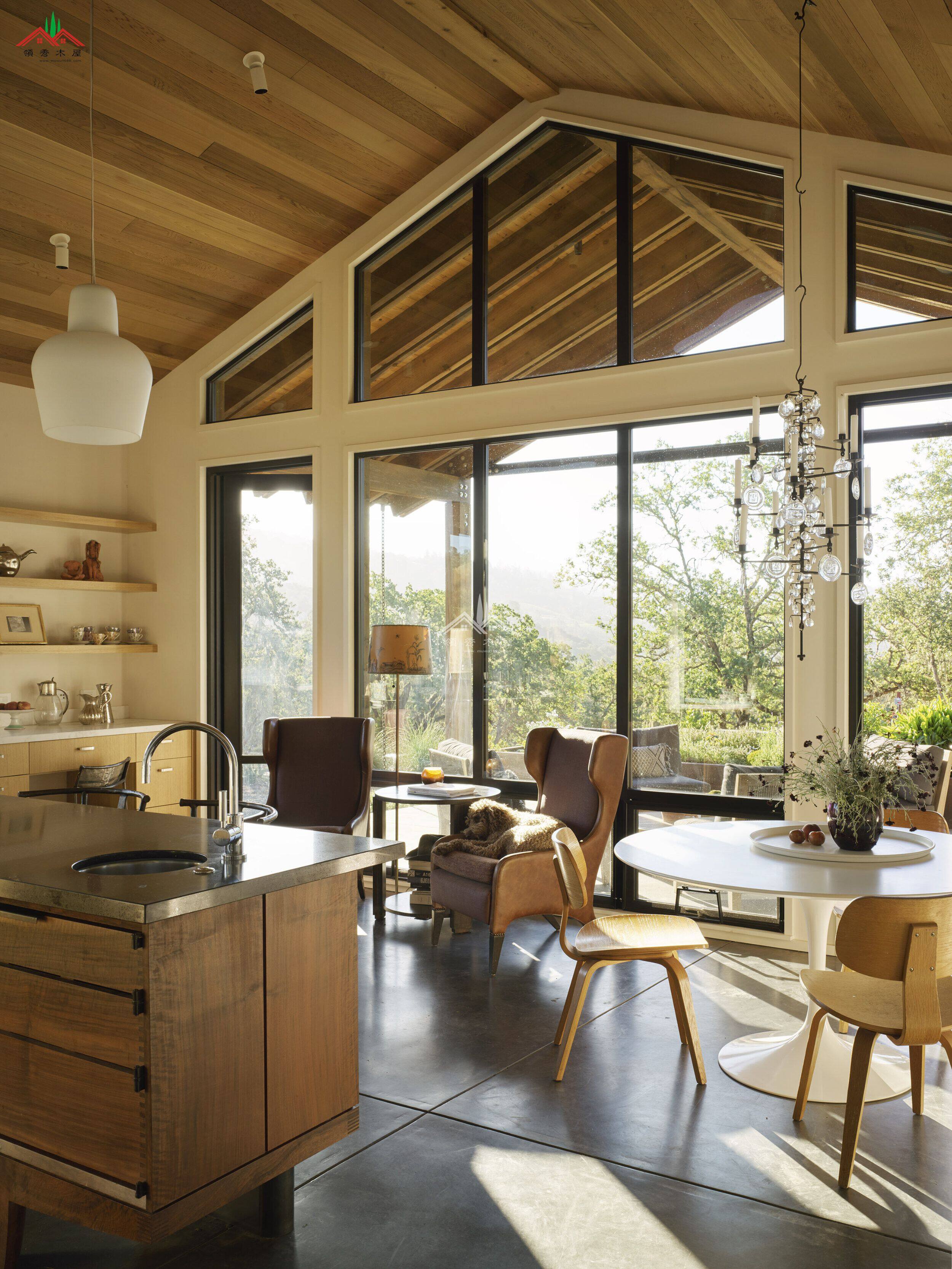 鄉(xiāng)村養(yǎng)老木屋