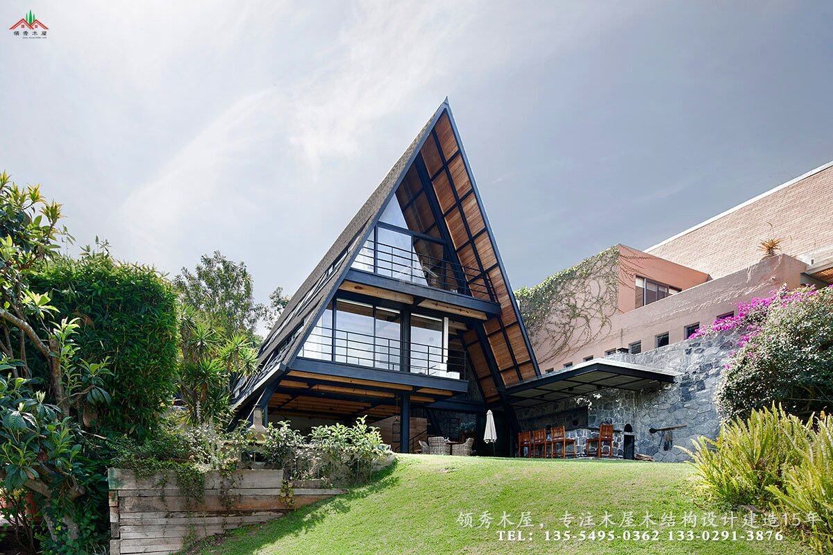 特色三角形木屋