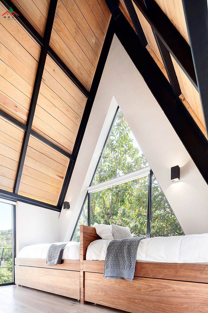 特色三角形木屋