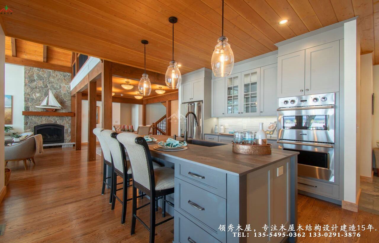 雪地里的木屋別墅