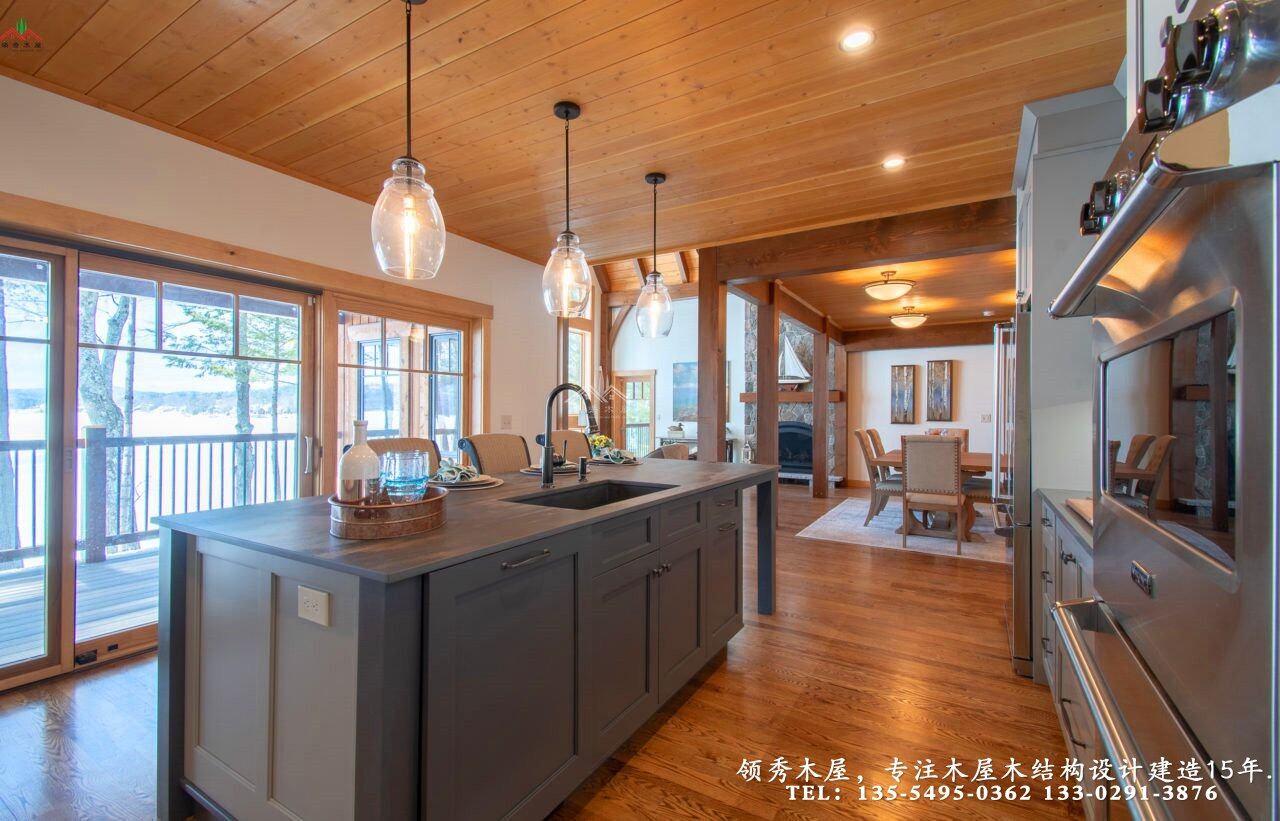 雪地里的木屋別墅