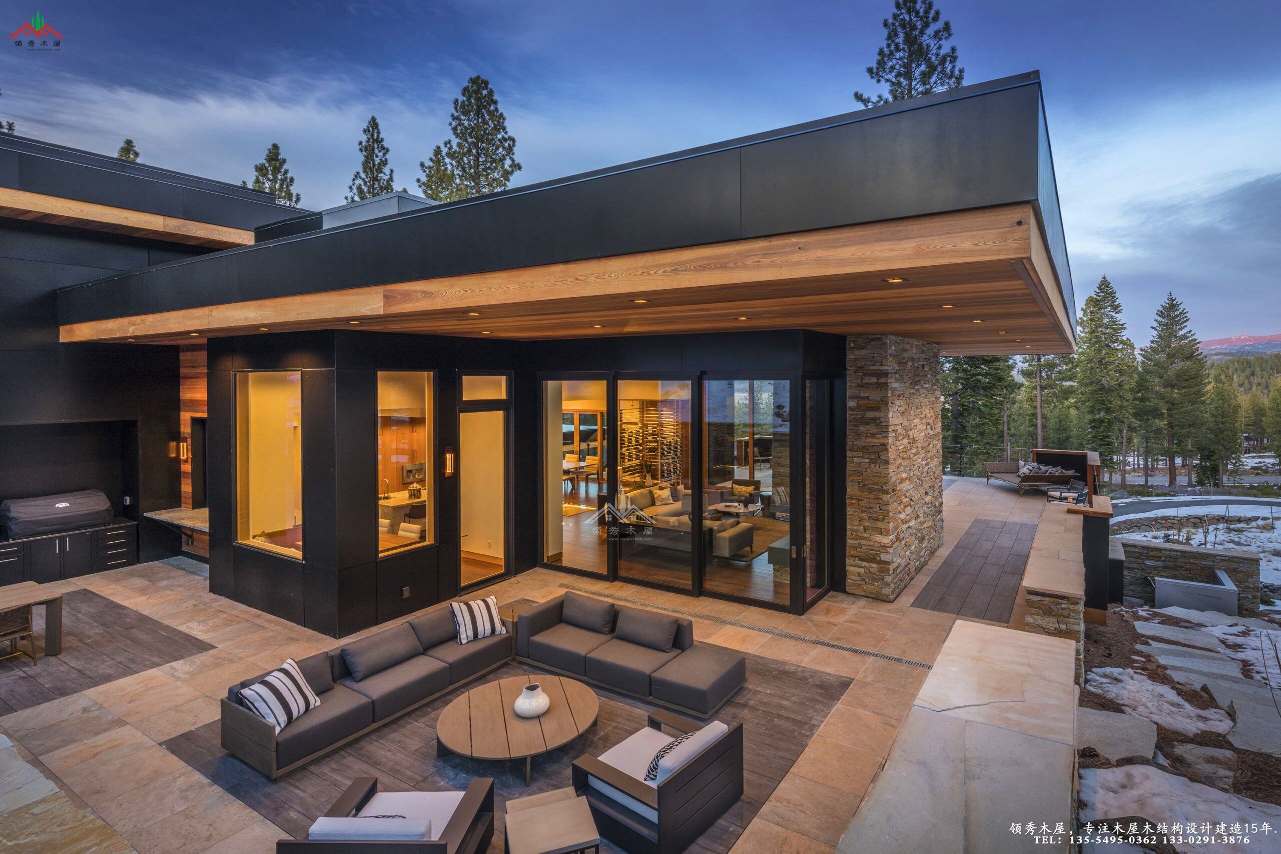 純現(xiàn)代風(fēng)格木別墅