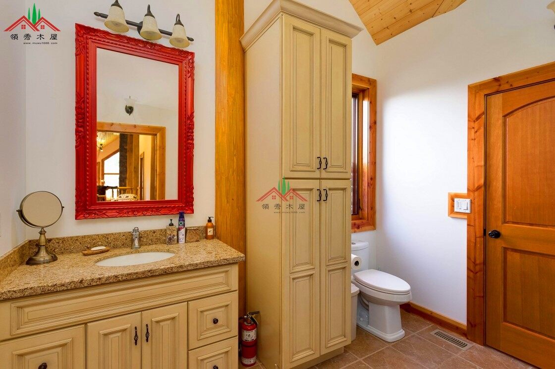 領(lǐng)秀木屋內(nèi)蒙古原木屋別墅